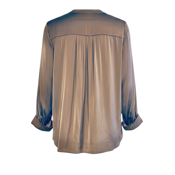 Eileen Tracy Blouse Gray V-Neck Long Sleeve/Roll Tab Sleeve Top Size L - Picture 3 of 8